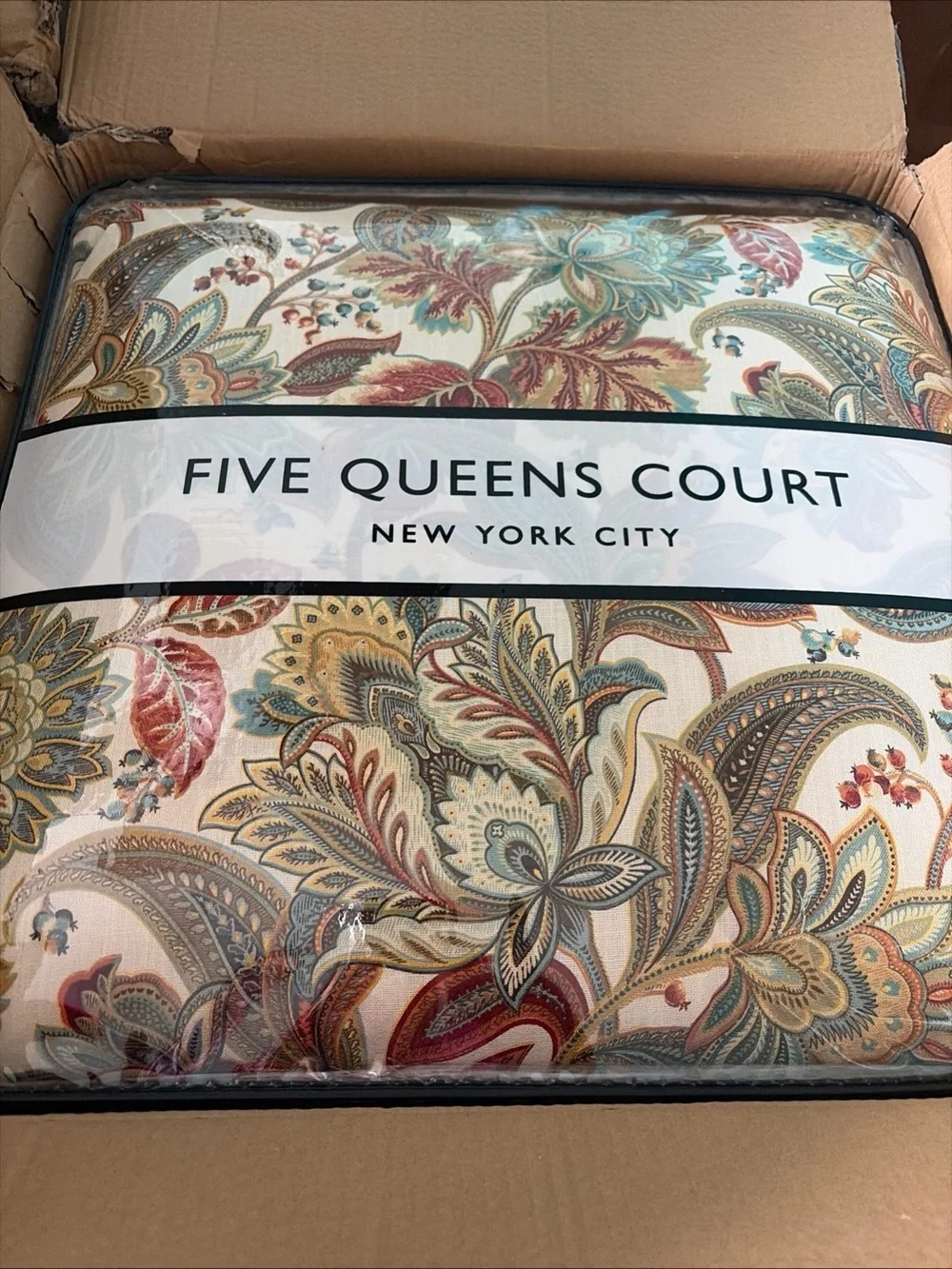 Gracewood Hollow Kleeman 4-piece Jacobean Comforter Set - Queen. NWT